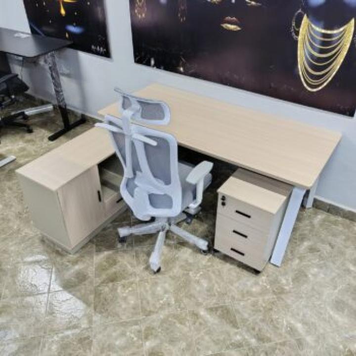 1.8 Meters Executive Office Desk 