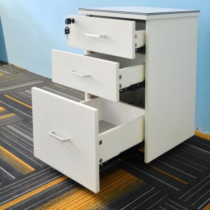 3-Drawers office filling cabinet 