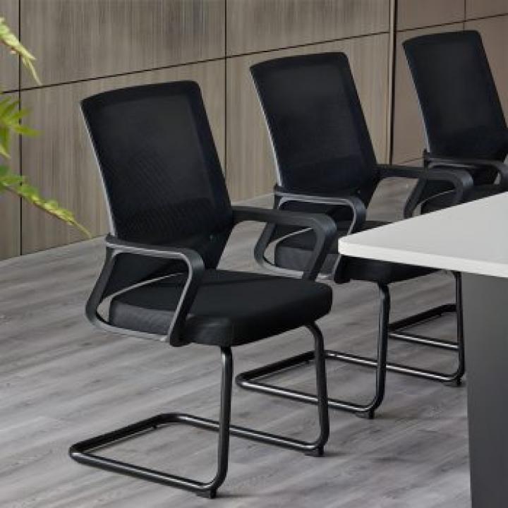 Cantilever Mesh Office Seat 