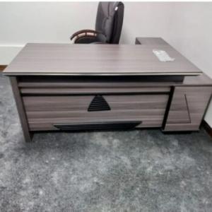 1.8 Meters Director's Office Desk 