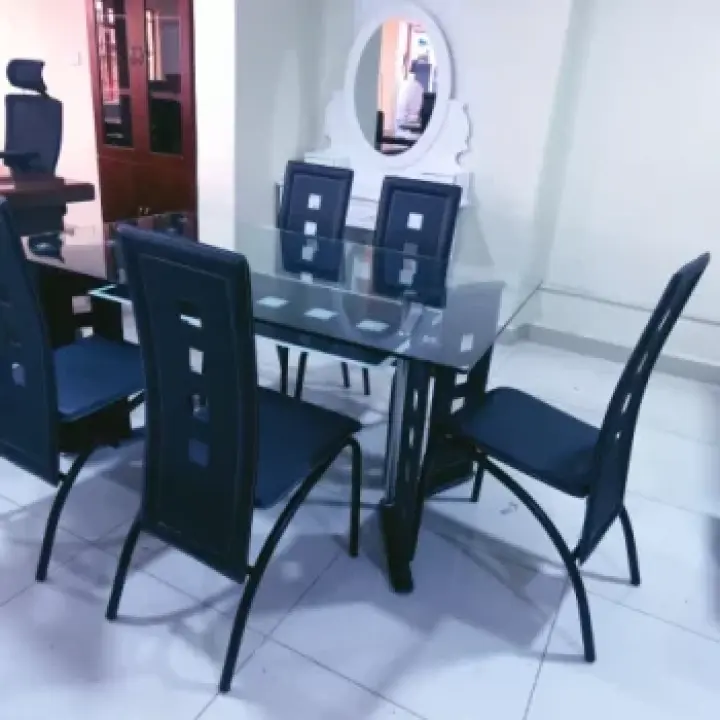6-Seater Dinning Table 