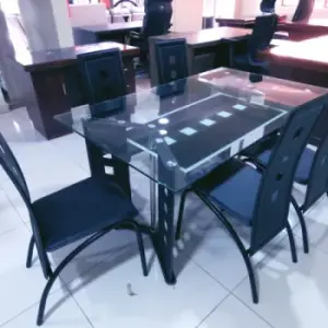 6-Seater Dinning Table 