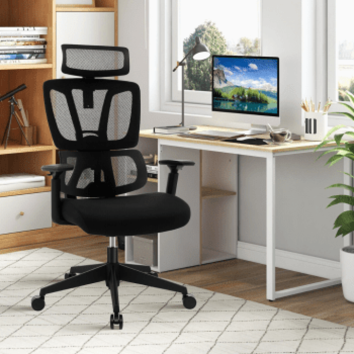 Ergonomic executive desk chair 