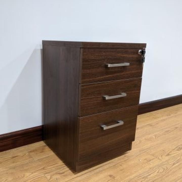 3-Drawers Pedestal 
