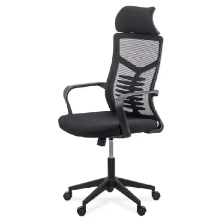 Ergonomic swivel office chair 